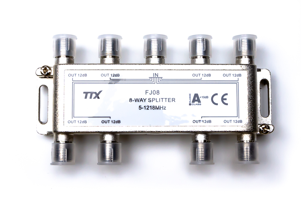 Jaotin 1/8 5-1300MHz 10,7dB Docsis 3.1 -yhteensopiva